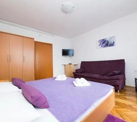 In With Terrace, Air Conditioning, Wi-fi Crikvenica