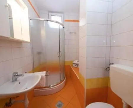 Apartment In With Terrace, Air Conditioning, Wi-fi Crikvenica
